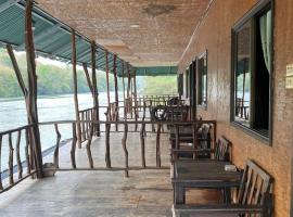 แพจิตรธาดาธารน้ำ, hotel near Erawan Waterfall, Tha Kradan