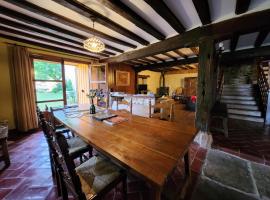 Kukuma Etxea Habitaciones con derecho a cocina, cheap hotel in Galarreta