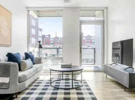 E Cambridge 2BR w Gym WD nr Lechmere T BOS-634