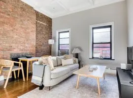West Village 1br w wd nr Pier 46 NYC-1060