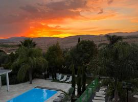 Morad Haharbel - Boutique Resort, chalet i Arbel