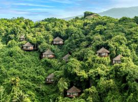 Yalong Bay Earthly Paradise Birds Nest Resort （Mountain Villas), hotell i Sanya