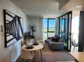 Broadbeach Business or Leisure