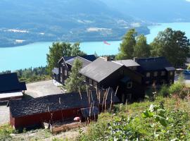 Glomstad Gjestehus, ξενοδοχείο σε Tretten