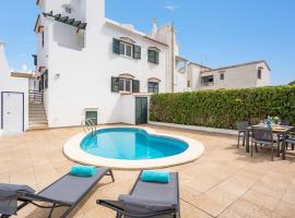 S Olivera, holiday home in Port d'Addaia