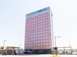 Toyoko Inn Shin takaoka eki Shinkansen Minami guchi, hotel v destinaci Takaoka