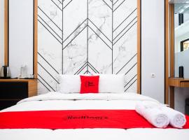 RedDoorz at Tasneem Puspowarno Semarang, hotel a Kalibanteng-lor