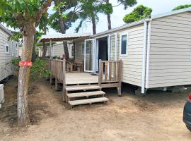 Mobil-home (Clim)- Camping Narbonne-Plage 4* - 019, glamping site in Narbonne-Plage