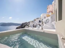 SantorOia Luxury Suites by Caldera Houses
