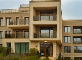 Vemara City Boutique Hotel-free parking, khách sạn ở Varna City