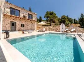 Misovounous Natural Park Villa by "elite"
