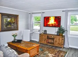 2 bedroom with queen sofa sleeper