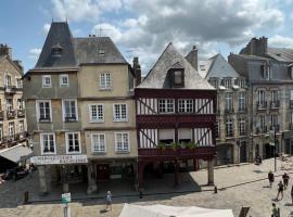 EGLANTINE 14 APPARTEMENT CENTRE HISTORIQUE DE DINAN, hotel u gradu Denan