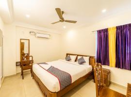 Puducherry में, होटल Yellow Residency