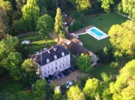 Château De Challanges, hotel v destinaci Beaune