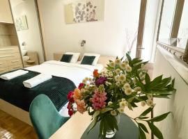 Marka Apartment 8, budget hotel in Krakow