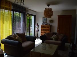 résidence de la Meilleraye, hotel in Parthenay