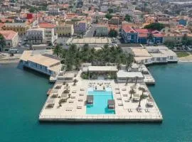 Mansa Marina Hotel、ミンデロにあるセザリア・エボラ空港 - VXEの周辺ホテル