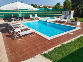 Maria Lemoni swimming pool apartment