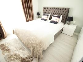 2 Rooms A504 StayInn by Cosmopolis, hotel v destinaci Ştefăneştii de Jos