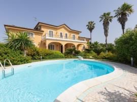 Villa Frida - Piscina privata ed Eventi a Lecce, casa de temporada em San Pietro in Lama