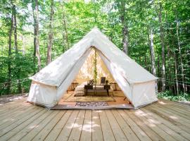 Grotto Getaway, luxury tent in Miller Lake