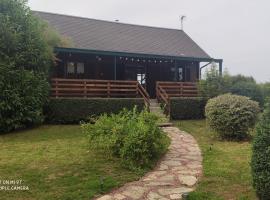 Le petit chalet, cheap hotel in Gapennes