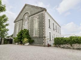 Capel Mawr, Basement 19, hotel near Tyddyn Mawr Golf Club, Caernarfon