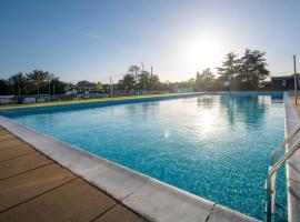 Vacation Escape - Valley Farm -Clacton-on-sea - Holiday Park，濱海克拉克頓的豪華露營地點