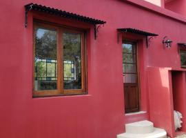 Con vista a las sierras, Villa Las Rosas, Traslasierras, Cordoba, hotel i Los Molles