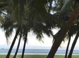 Chan Beach Resort, hotel v destinaci Bahūr