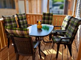 Mobilheim Chalet bei Georg, hotel a Seekirchen am Wallersee