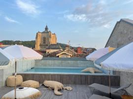 Appart'hôtel Les Fleurines By Urban Style, khách sạn ở Villefranche-de-Rouergue