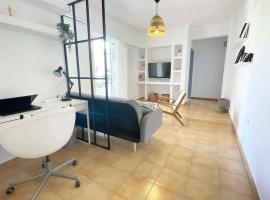 Gravity Ialysos Scandi Suite, hotel en Ialisos