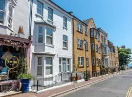 Elegant Family Townhouse-Conservation Area-Garden