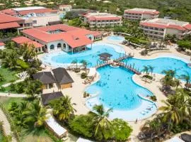The Signature Level at Grand Palladium Imbassaí Resort & Spa