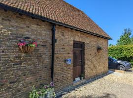 Myrtle Stables - converted, self-contained, countryside, hotel a prop de Club de golf de Boughton, a Hernehill