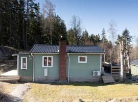 Jättemysig villa, Ferienunterkunft in Uddevalla