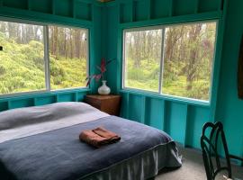 Simple Rustic studio deluxe bed in tropical fruits garden, pension in Mountain View