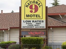 National 9 Motel, hotel in Santa Cruz
