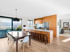 Cedar House by Sotheby's Luxury Rental Homes