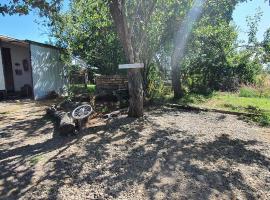 Agradable Cabaña campestre a 7 minutos de Osorno, casa vacanze a Osorno