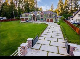 Big and Luxury House, luxury hotel in Surrey