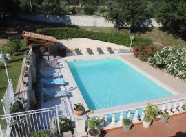 les lauriers de Joelle, hotel in Peyrolles-en-Provence