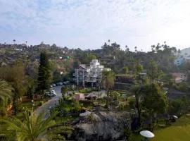 Chacha Inn The Garden Retreat