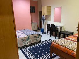 Bilik Harian Pengkalan Chepa, hotel near Sultan Ismail Petra Airport - KBR, 