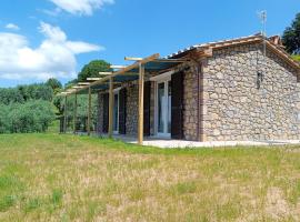 Casa vacanze in pietra Il Nibbio Reale, hotel in Semproniano