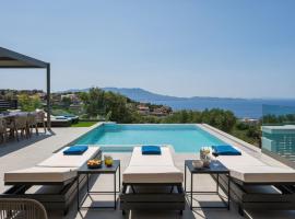 Villa Ekphrasis with sea view, hotel with parking in Ravdhoúkha