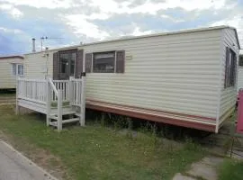 Promenade: Retreat:- 4 Berth, Access to the beach