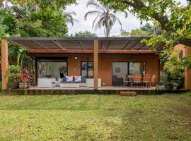 San Lameer Villa 2301 - 2 Bedroom Classic - 4 pax - San Lameer Rental Agency, hotel in Southbroom